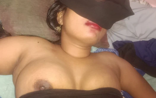 Ateşli yüz seksi kız kardeşlerle Hintli desi seks yapıyor cutegirl4you