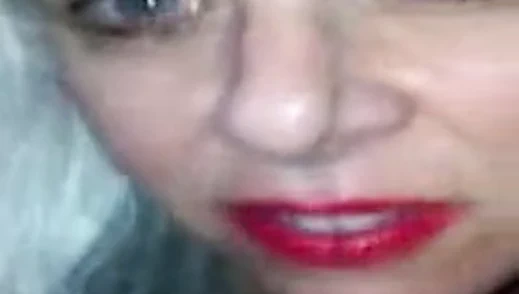 Güzel sarışın gets ona kedi becerdin tarafından bir büyük siyah horoz