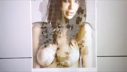 Emily ratajkowski boşalmak haraç (13 hamle)