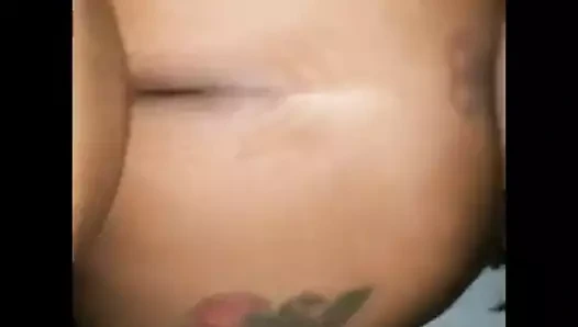 Chell arkadan alıyor