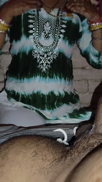 Hintli köy karısı xshika yarağı çok iyi emiyor hd video xxx video Hintçe ses | Bölüm 3
