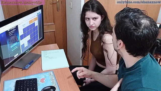 Юную студентку шантажируют, делает минет в видео от первого лица, кончает в рот, глотает.