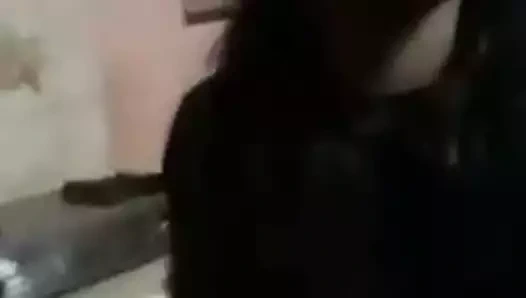 Seksi kız selfies.mp4 yapıyor