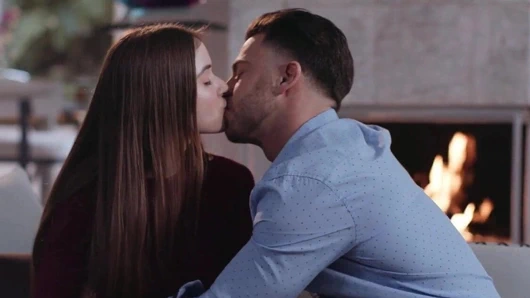 Eroticax - genç swinger yaşam tarzını dener