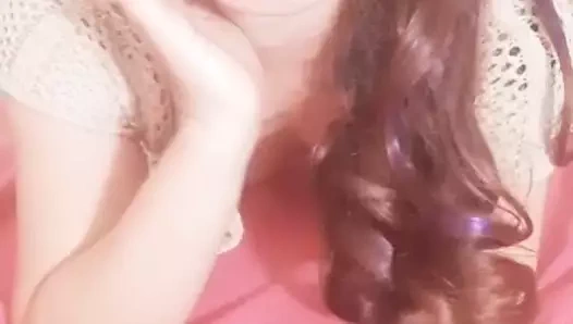 Sikişmek ister misin? senin için yalnız kedi