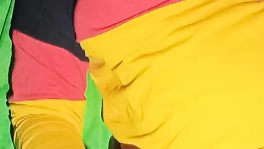 Küçük baldızımı aldım ve onu rıhtımda bıraktım, onu karım olarak düşünerek. Baldızın sert bir sakso çekiyor