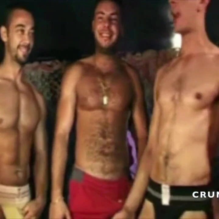 Arka odada sert boyun eğme