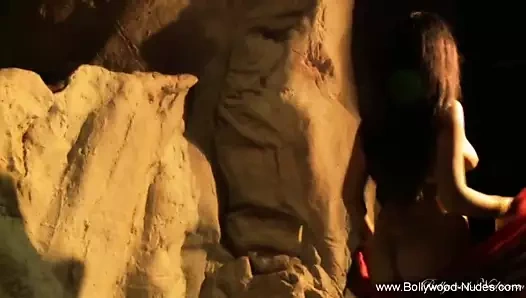 Zarif bir şekilde dans ederek bir adamı uyandırmak