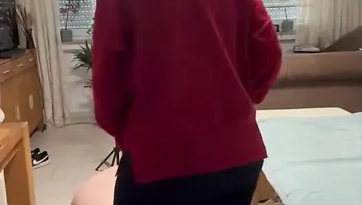 DomLadyMia-SlaveOfM kırmızı şörkler kırmızı, kırbaçlanmış köle Bölüm 1