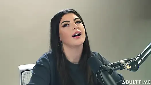 Profesyonel bir dominatrix olmak gal ritchie'nin beklediği şey değil! | Adult Time Podcast