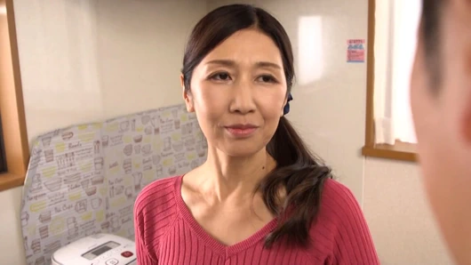 M964G08 Sexual desire sex of semen squeezing of a nasty mother-in-law who flickers her panties and presses her breasts!