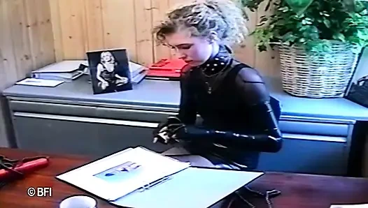 Hakimiyet cuir ve lateks 2 - kauçuk ve buz.