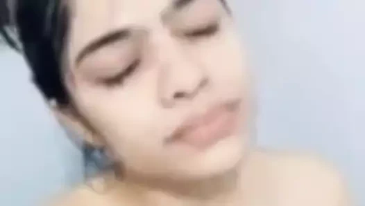 banyo kız arkadaşı