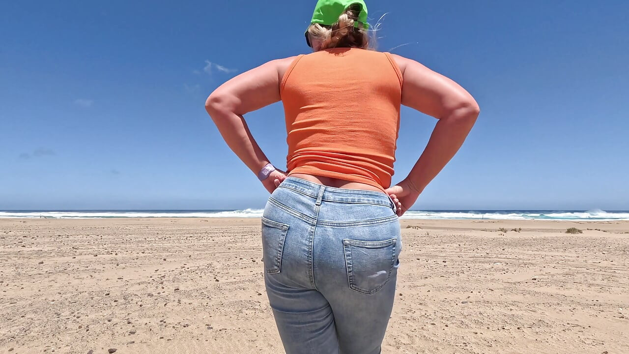 Beach Jeans Wetting - Another Sandy Soaking