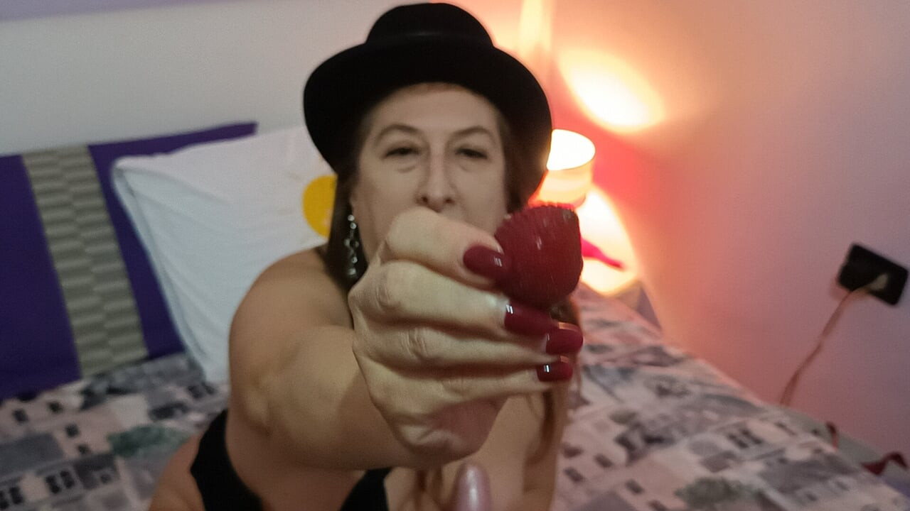 Veronica Rossi official - meyve ve sahte yarakla oyna!