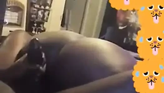 Nine çıldırıncaya kadar beni sikiyor