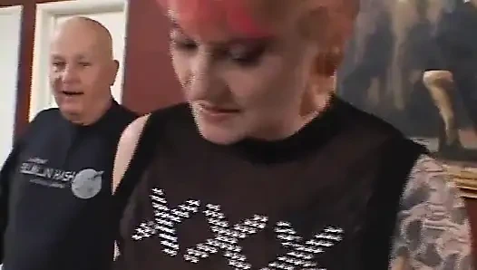 Karımı kulübü: sikişen evli kadın #264