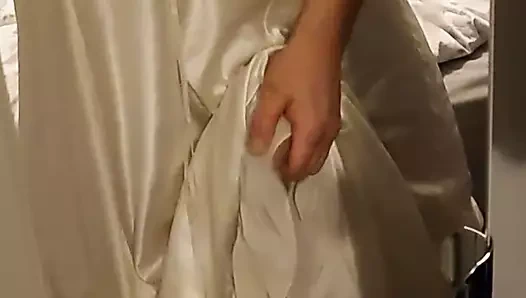 saten gecelik masturbasyon yapmak