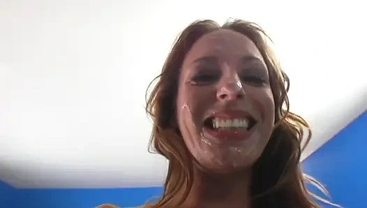 Klasik güçlü amcık yalıyor Lauren Vaughn