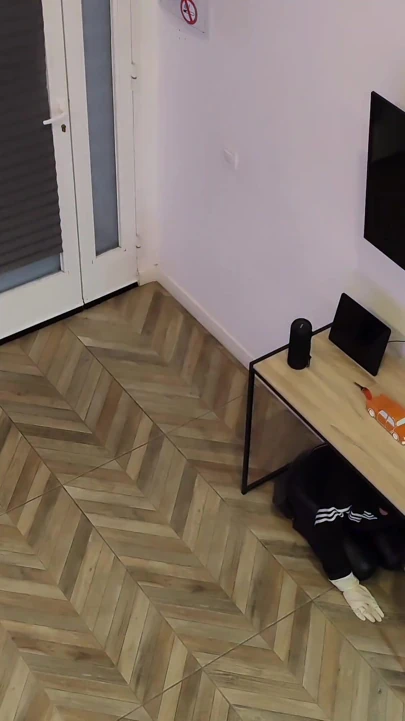 4k yabancı Ana Spears eve giriyor