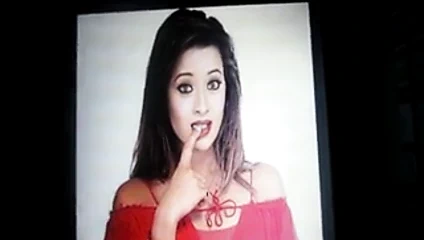 Cum üzerinde sıcak reema sen