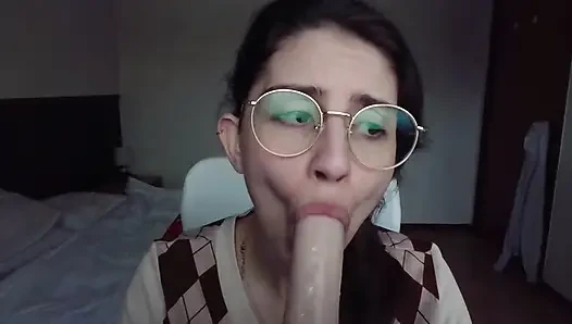ORAL SEKS KARıŞıK DERLEMESI DILDO EMIYOR