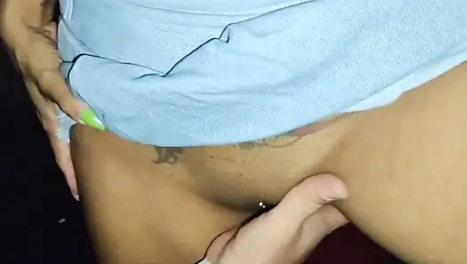 Eş değiştirme kulübünün deliğinde yabancıların yarağını emdim!