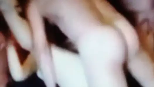 Sürtük sue grup seks yeniden paylaşım