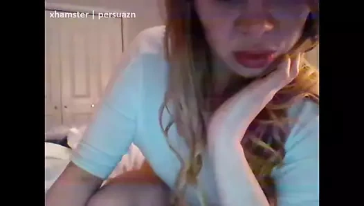 Seksi kızıl saçlı kam sürtük kendini birden fazla kişiye akıtıyor