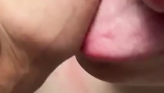 Ev arkadaşı, benim horoz da yalayan ingiliz kızı eve getirdi