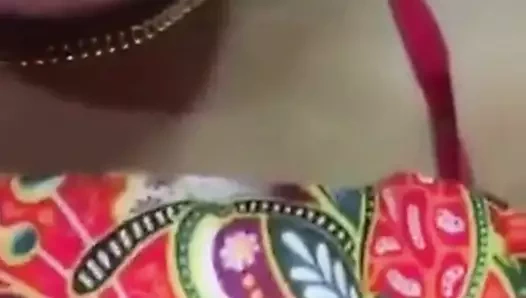 Desi Hint kız keyfini çıkarın