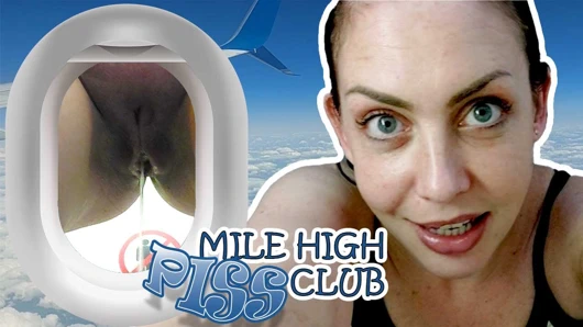 Alman utanmaz orta yaşlı seksi kadın high mile piss club'a katılıyor!