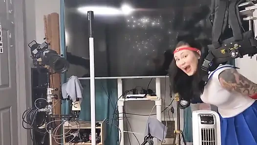 Lenna Lux Peter ile tanışıyor