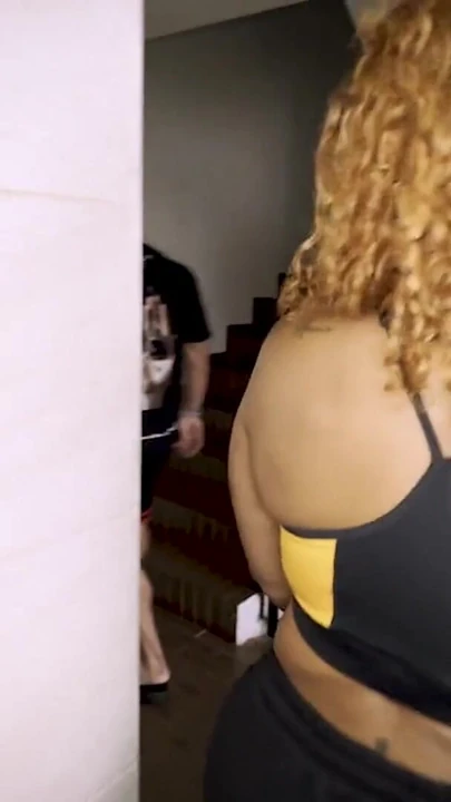Medellin Kolombiya'da zenci latin porno yıldızı Carla Morelli'i siktim yüze boşalma ile ilk ırklararası karşılaşmam | Klip 1