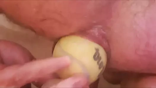 Sıkı götümde tenis topu
