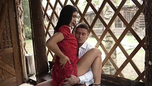 Düğünden hemen önce sahibesini sikiyor ve yakıldı