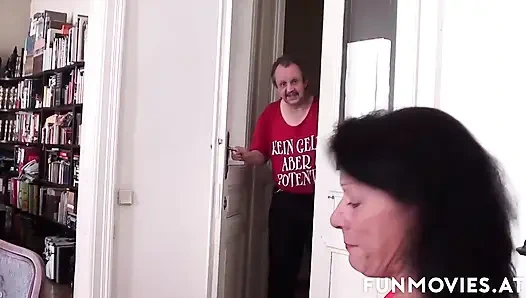 Edepsiz nine sikiliyor