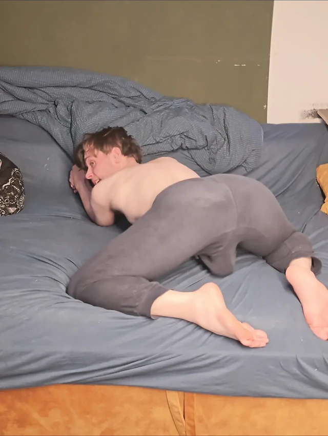 My thick butt in some tight pants
