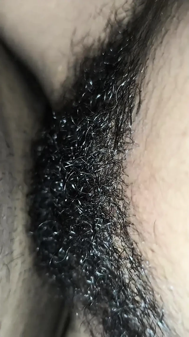 Сводная сестра очень жестко трахается в комнате Ойо