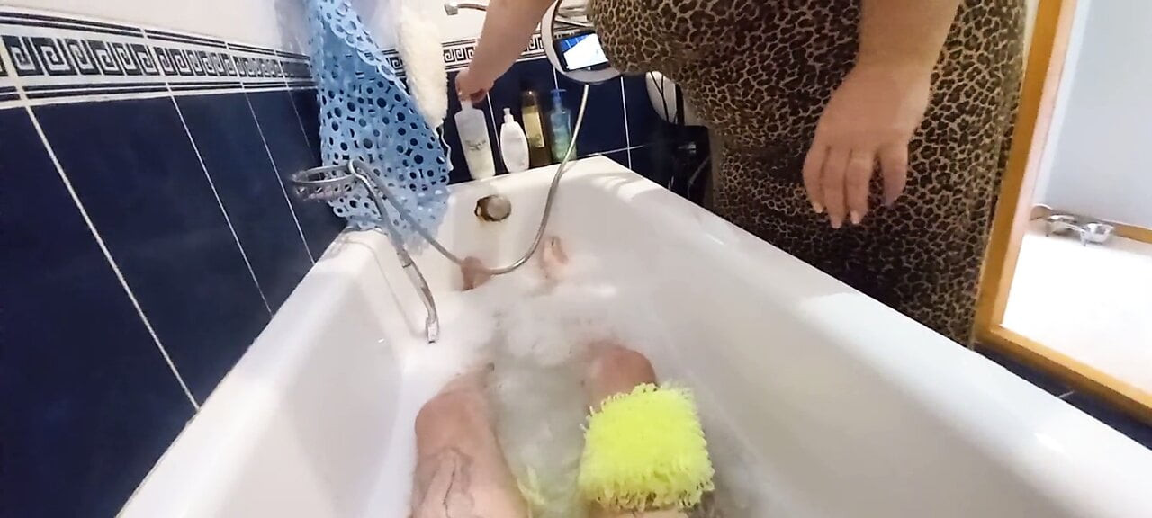 stepmom washes me in the bathroom and jerks off my cock