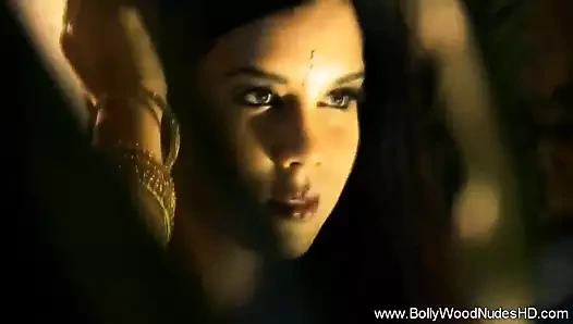 Müthiş hint dansçı milf