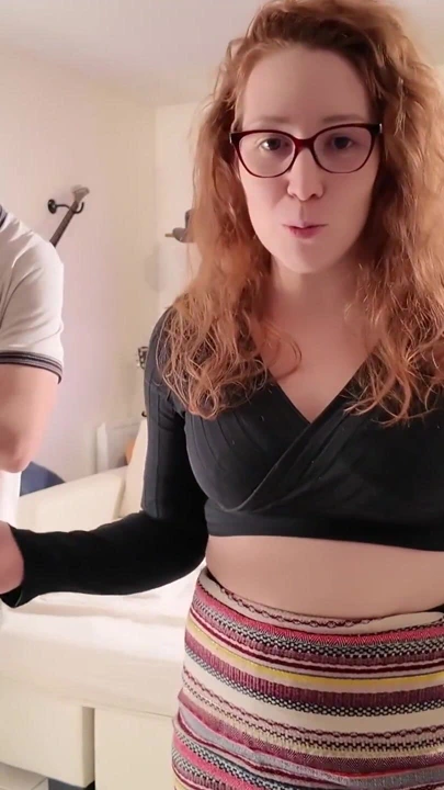 Vlog fitness, duşta ve dörtlü seks | Klip 2