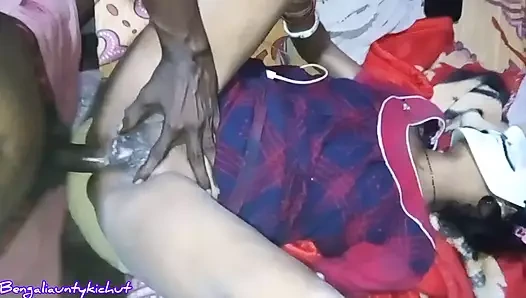 Bengalli teyze götten sikiliyor