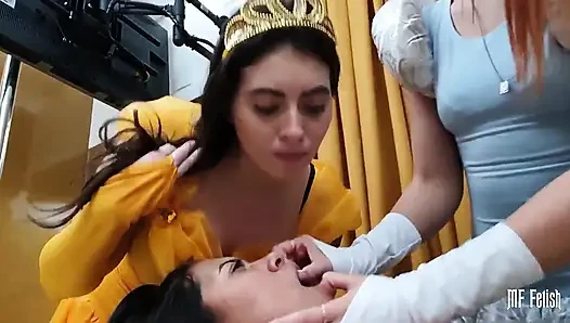 Badass prensesler ve salyaları