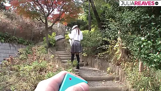 Seksi hatun büyük bir yarağı emiyor ve amına sokuyor