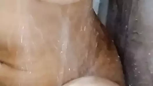 Hariyanvi kız parmakları onu kedi at öğretmenin evinde