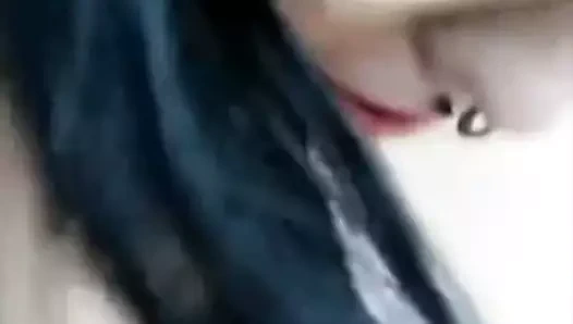 Ejac originale sur les lunettes dAlora Li