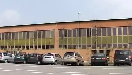 Kızlar doydular! (sahne 01)