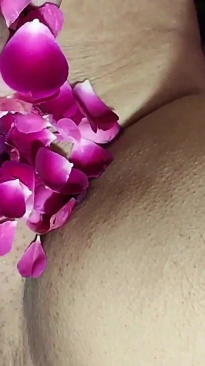 Yeni evli Desi evli kadın düğün gecesinde çıplak dans ediyor suhagraat özel seks videosu | Klip 2