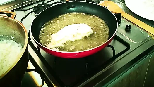 Pablon3grobar - gırtlağına kadar yarakla yemek yapıyor
